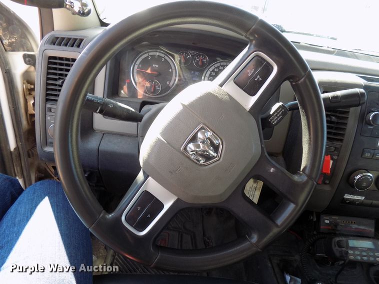 image for item DD6053 2011 Dodge Ram 5500 bucket truck