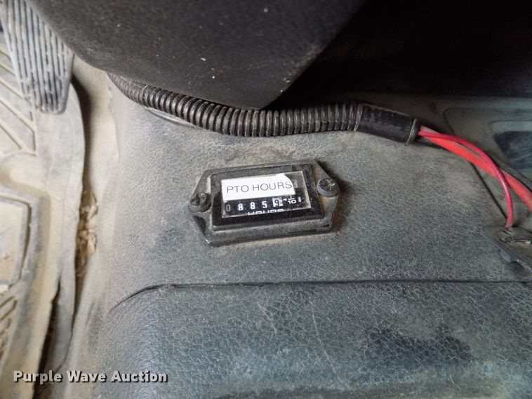 image for item DD6053 2011 Dodge Ram 5500 bucket truck