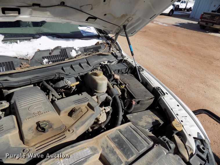 image for item DD6053 2011 Dodge Ram 5500 bucket truck