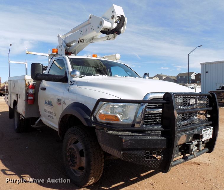 image for item DD6053 2011 Dodge Ram 5500 bucket truck