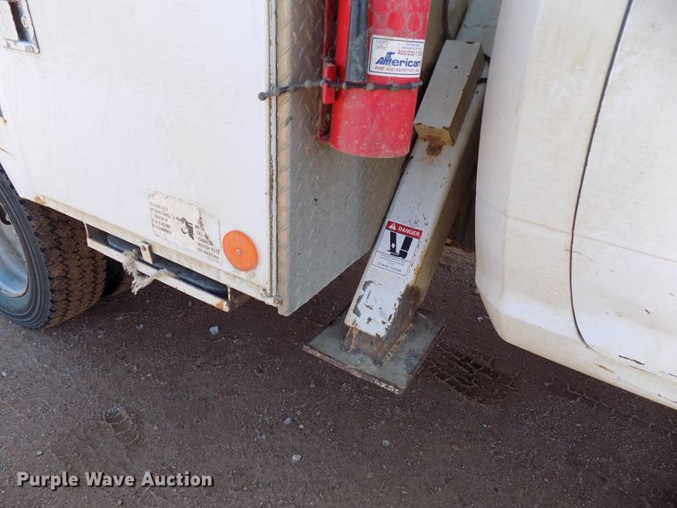 image for item DD6053 2011 Dodge Ram 5500 bucket truck