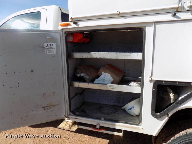 image for item DD6053 2011 Dodge Ram 5500 bucket truck