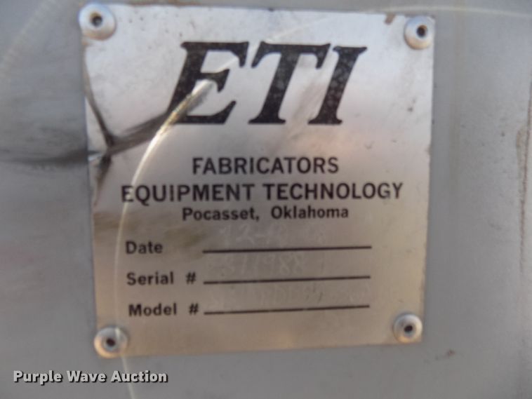 image for item DD6053 2011 Dodge Ram 5500 bucket truck