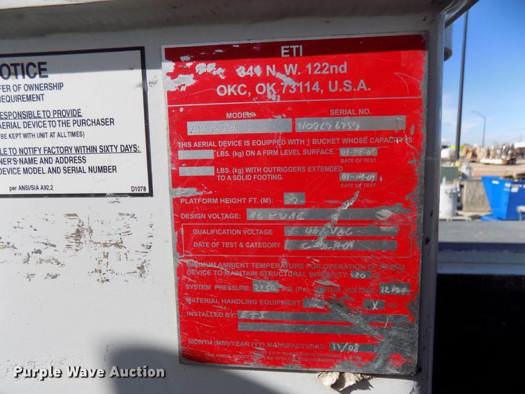 image for item DD6053 2011 Dodge Ram 5500 bucket truck