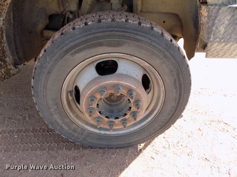 image for item DD6053 2011 Dodge Ram 5500 bucket truck