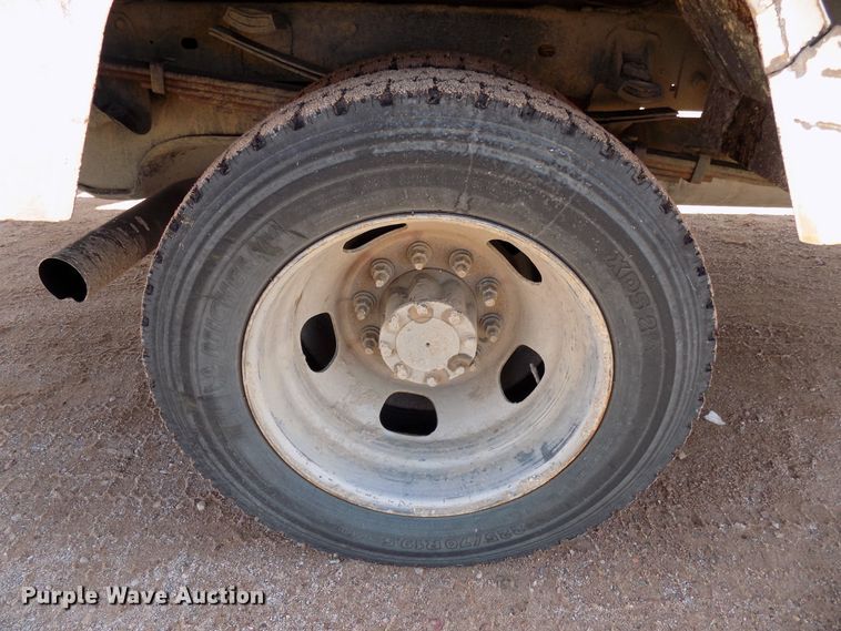 image for item DD6053 2011 Dodge Ram 5500 bucket truck