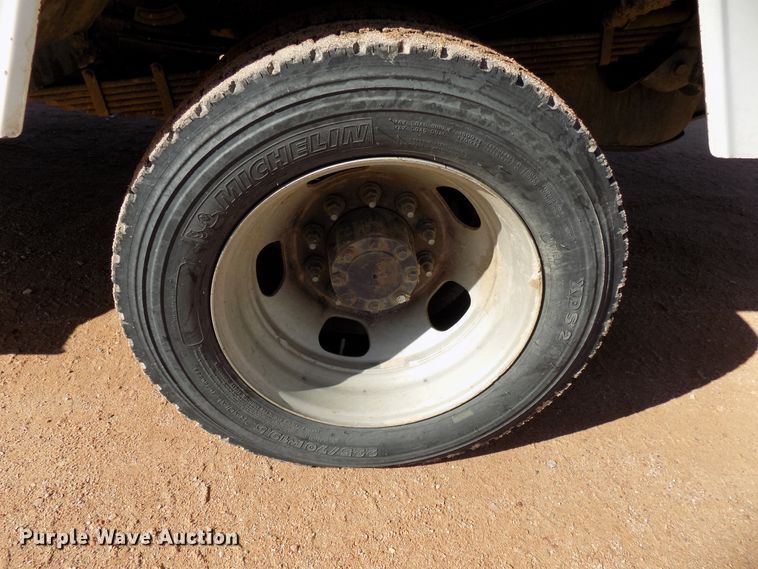 image for item DD6053 2011 Dodge Ram 5500 bucket truck