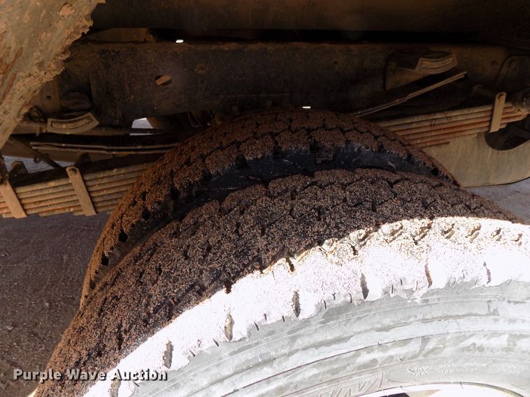 image for item DD6053 2011 Dodge Ram 5500 bucket truck