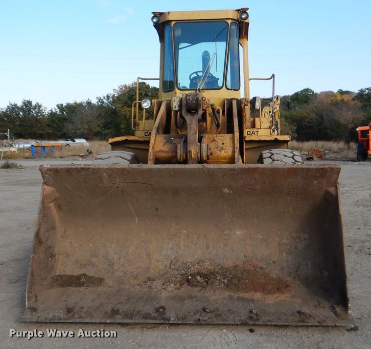 image for item DE4032 1981 Caterpillar 950B wheel loader