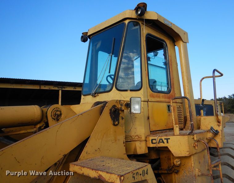 image for item DE4032 1981 Caterpillar 950B wheel loader