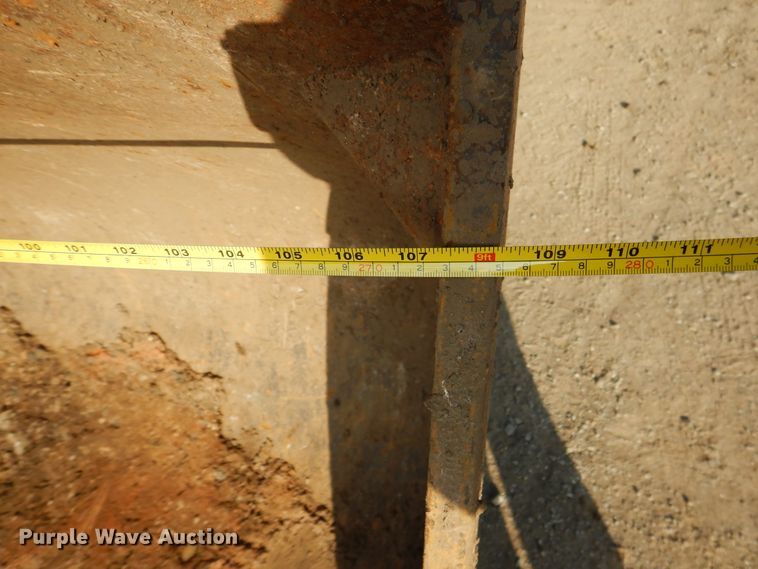 image for item DE4032 1981 Caterpillar 950B wheel loader