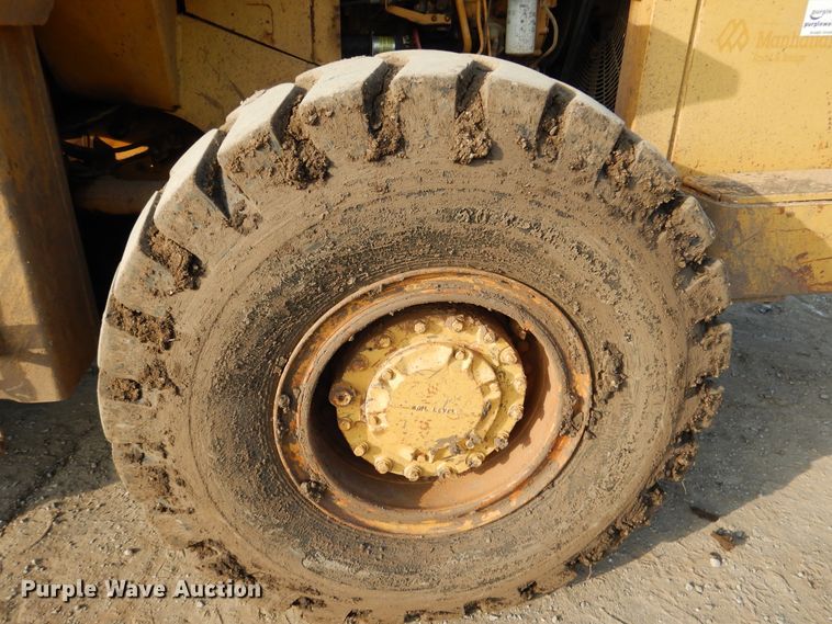 image for item DE4032 1981 Caterpillar 950B wheel loader