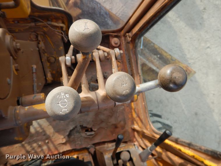 image for item DE4033 1978 Caterpillar 12G motor grader