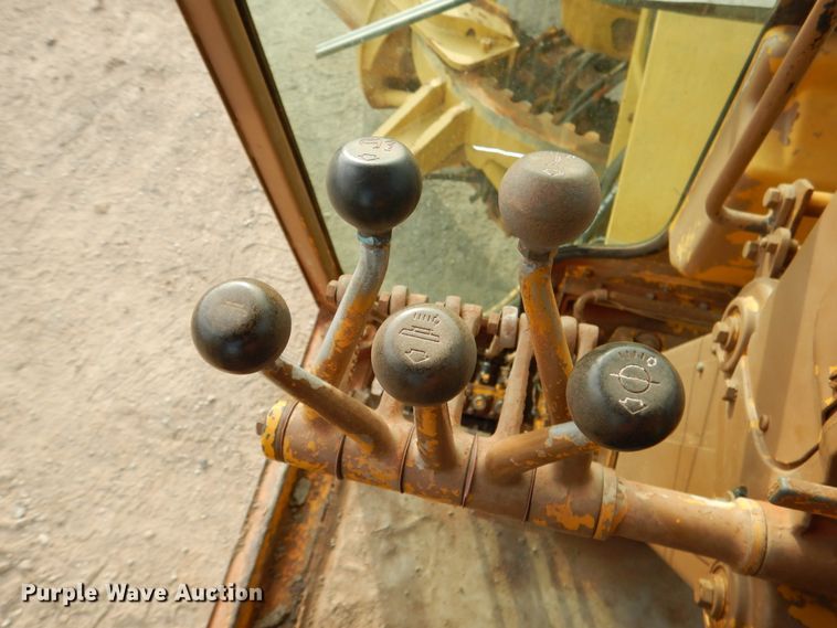 image for item DE4033 1978 Caterpillar 12G motor grader