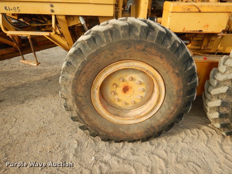 image for item DE4033 1978 Caterpillar 12G motor grader