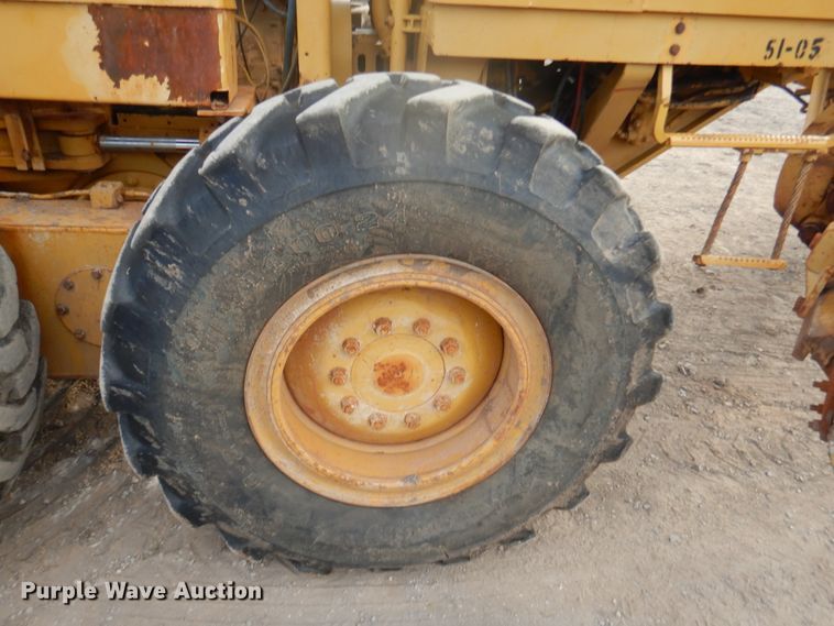 image for item DE4033 1978 Caterpillar 12G motor grader