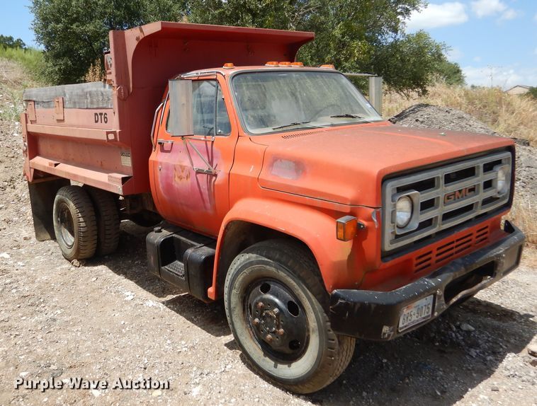 image for item DF2569 1980 GMC dump truck