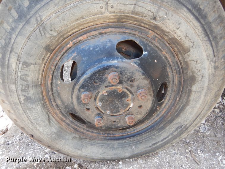 image for item DF2569 1980 GMC dump truck