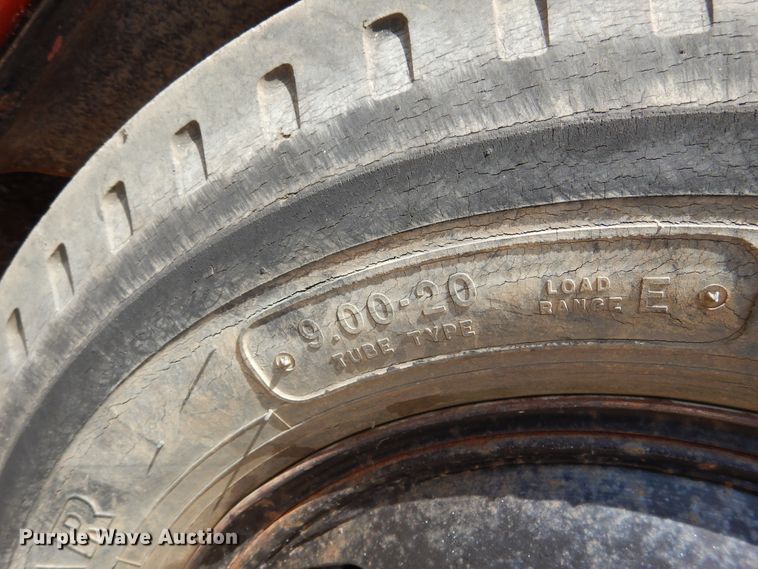 image for item DF2569 1980 GMC dump truck