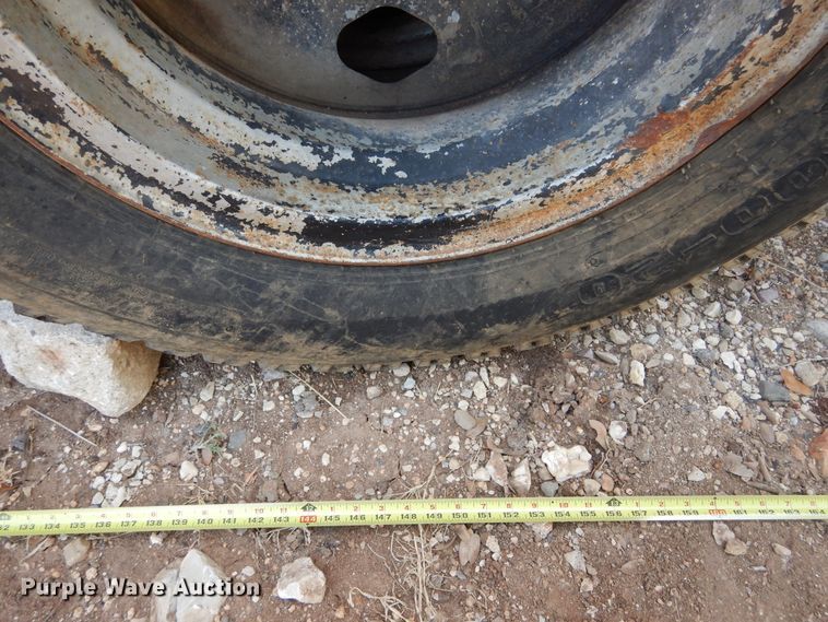 image for item DF2569 1980 GMC dump truck