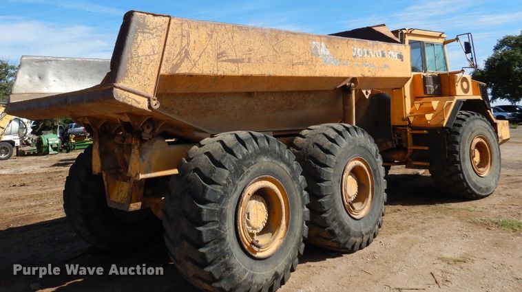 image for item DF2589 1993 Volvo A35 haul truck