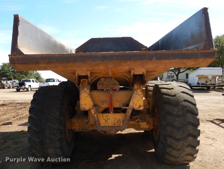 image for item DF2589 1993 Volvo A35 haul truck