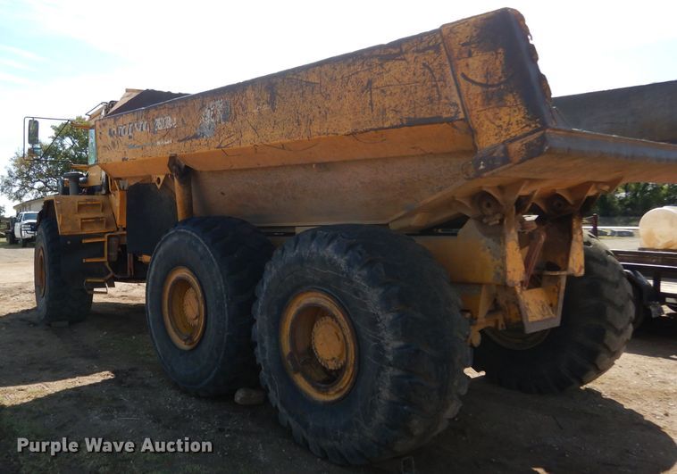 image for item DF2589 1993 Volvo A35 haul truck