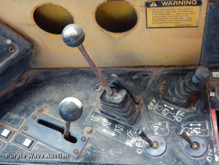 image for item DF2589 1993 Volvo A35 haul truck