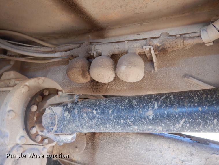 image for item DF2589 1993 Volvo A35 haul truck