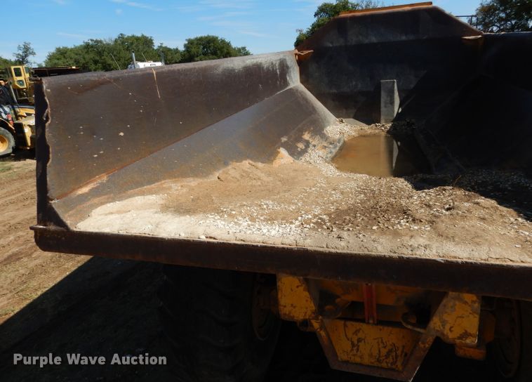 image for item DF2589 1993 Volvo A35 haul truck