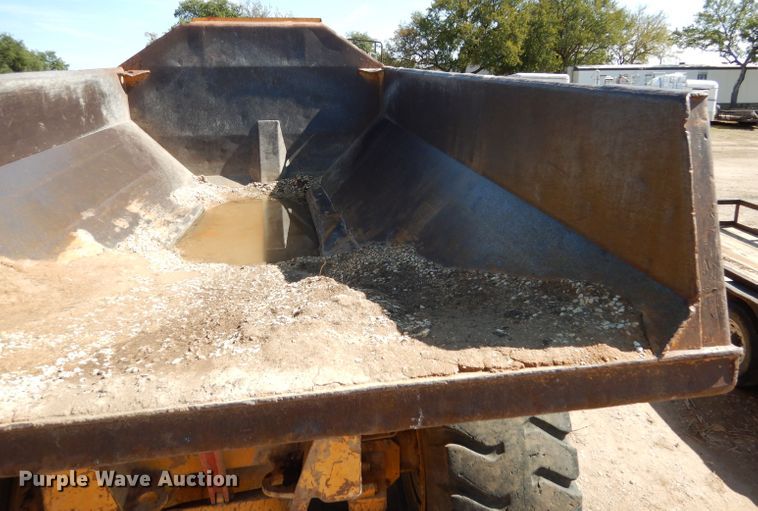 image for item DF2589 1993 Volvo A35 haul truck