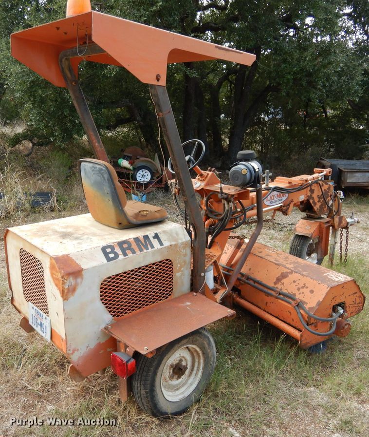 image for item DF2590 1990 Laymor 6HB broom