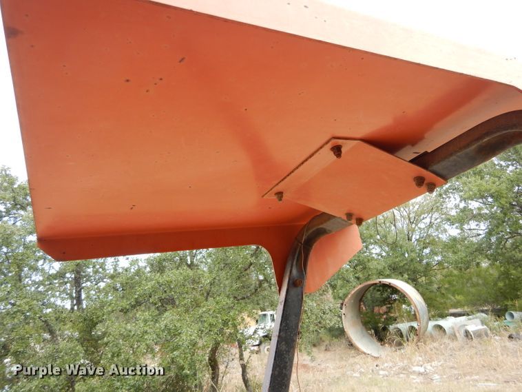 image for item DF2590 1990 Laymor 6HB broom