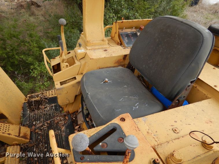 image for item DF2591 Caterpillar 943 track loader