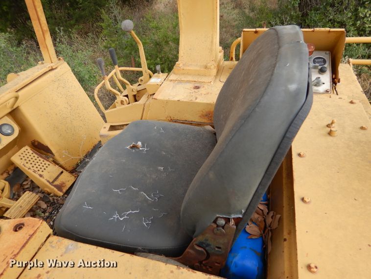 image for item DF2591 Caterpillar 943 track loader