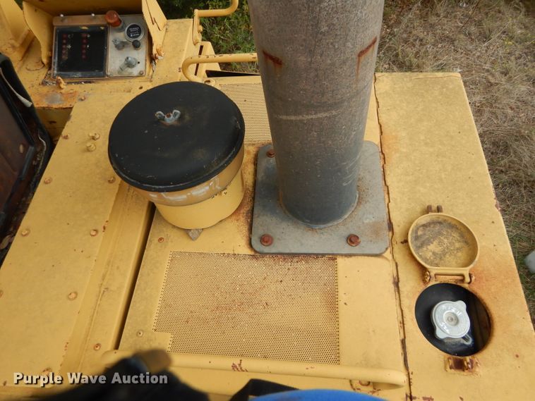 image for item DF2591 Caterpillar 943 track loader