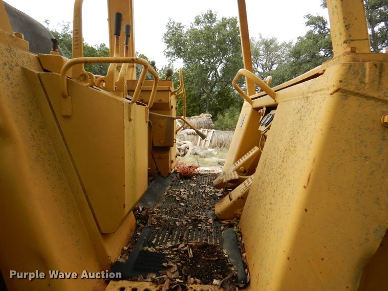 image for item DF2591 Caterpillar 943 track loader