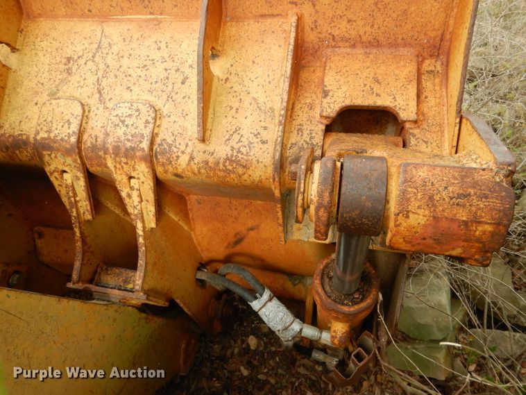 image for item DF2591 Caterpillar 943 track loader