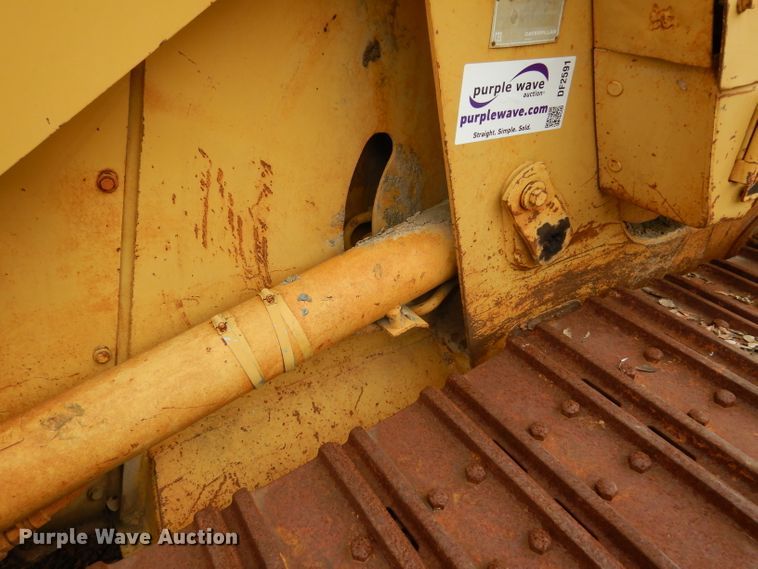 image for item DF2591 Caterpillar 943 track loader