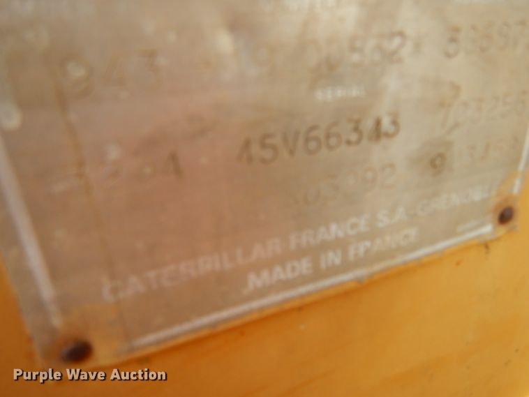 image for item DF2591 Caterpillar 943 track loader