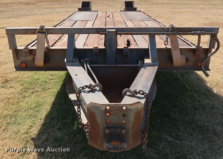 image for item DG4232 1998 Holden TDO40 equipment trailer