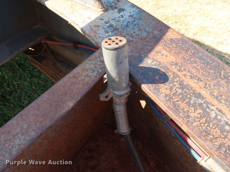 image for item DG4232 1998 Holden TDO40 equipment trailer