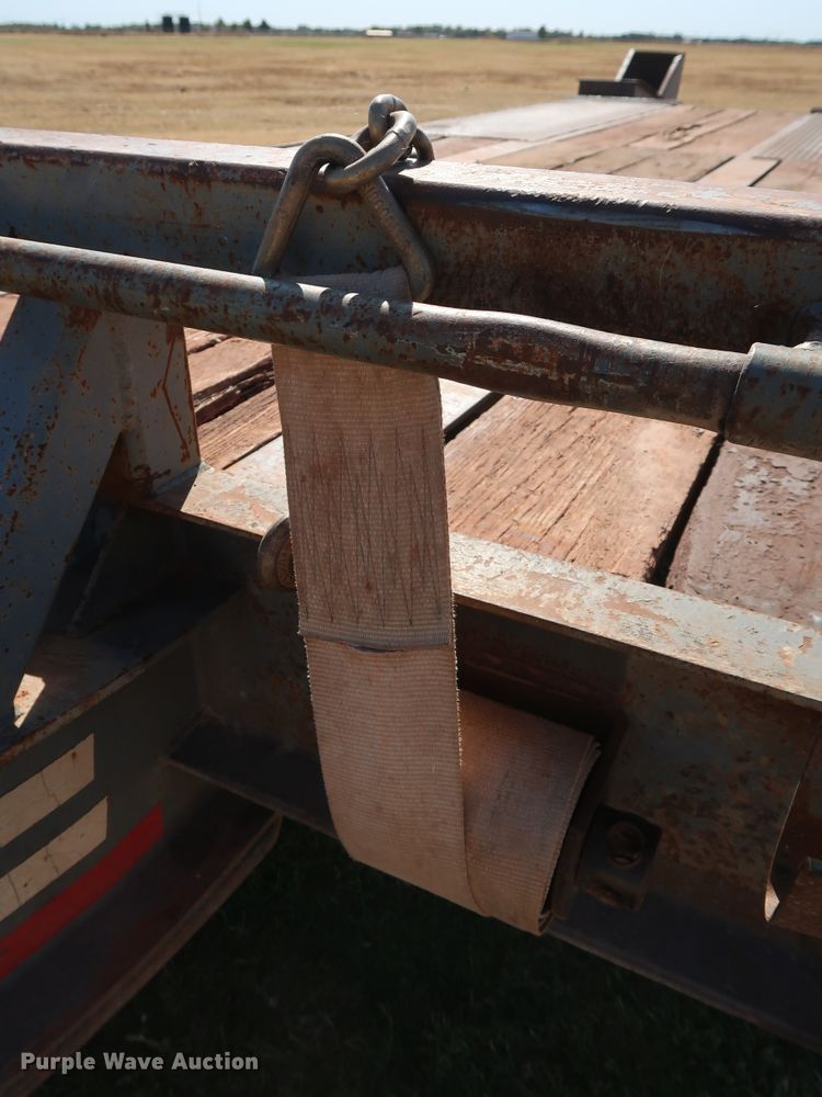 image for item DG4232 1998 Holden TDO40 equipment trailer