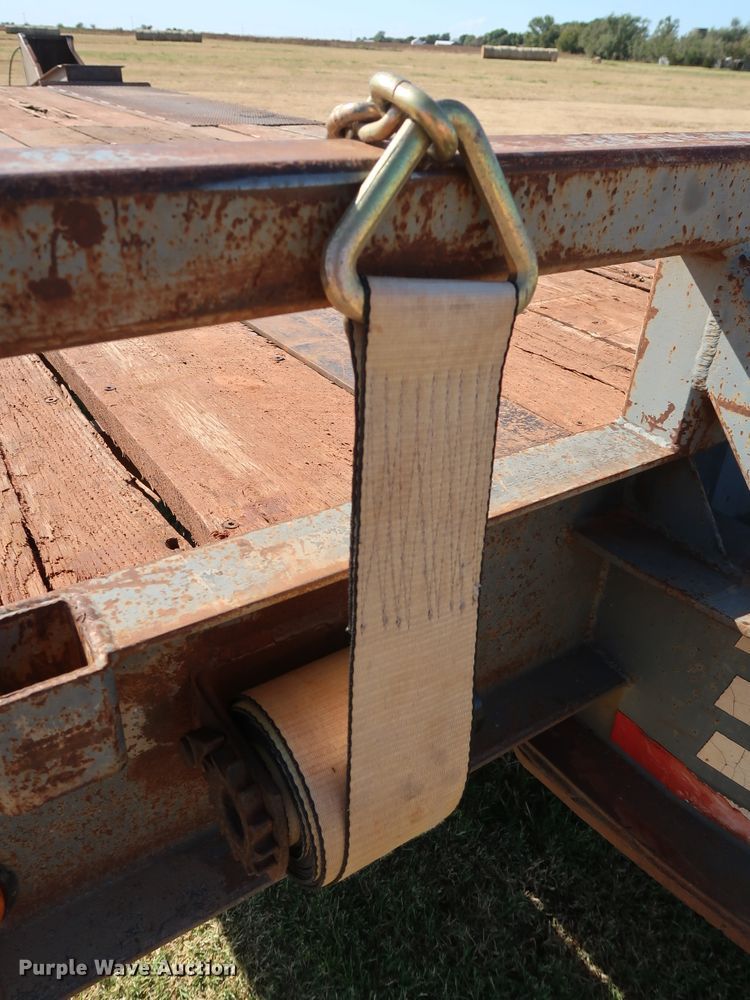 image for item DG4232 1998 Holden TDO40 equipment trailer