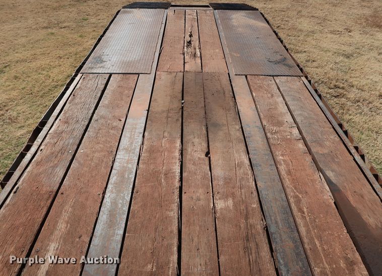 image for item DG4232 1998 Holden TDO40 equipment trailer