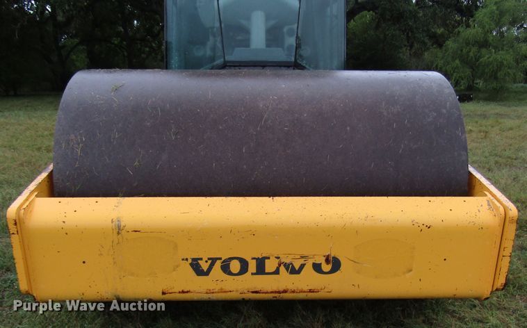 image for item DG6657 2009 Volvo SD100D single drum vibratory roller