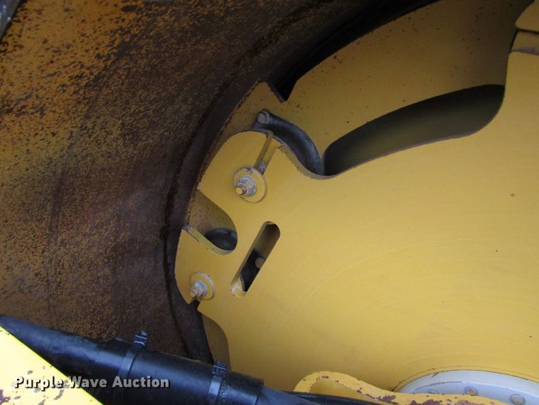 image for item DG6657 2009 Volvo SD100D single drum vibratory roller