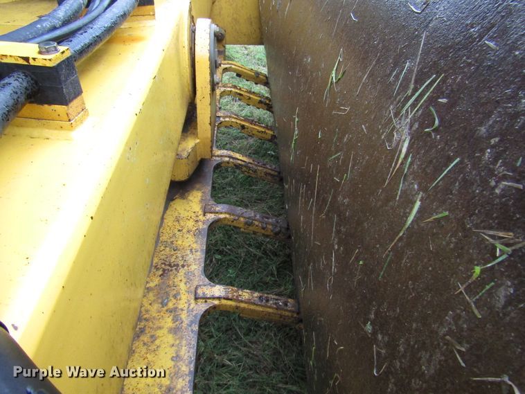 image for item DG6657 2009 Volvo SD100D single drum vibratory roller