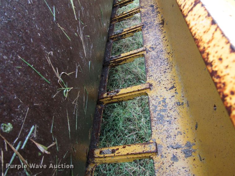 image for item DG6657 2009 Volvo SD100D single drum vibratory roller