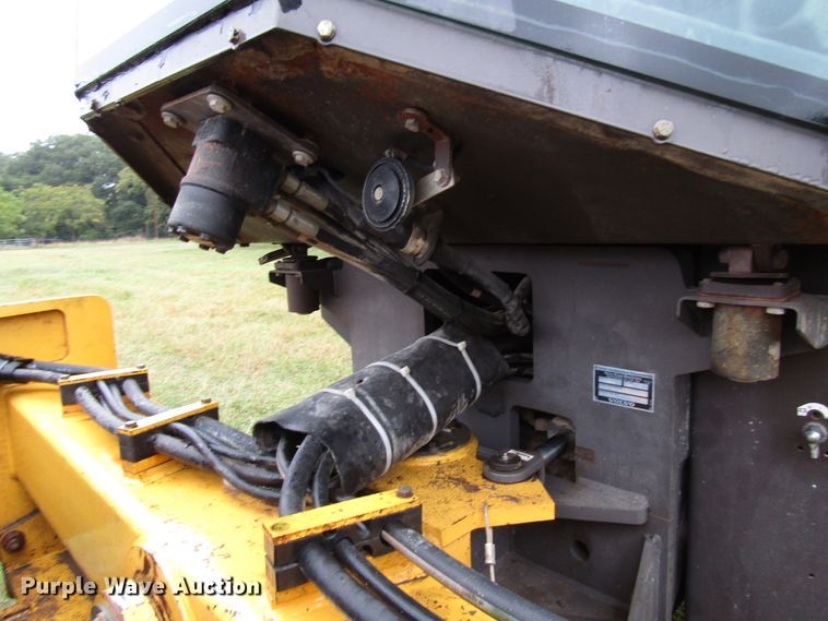 image for item DG6657 2009 Volvo SD100D single drum vibratory roller